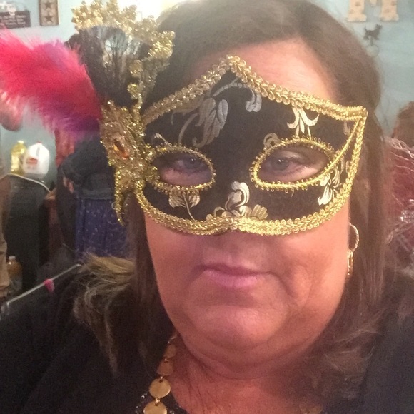 Meet your Posher, Tammy - Picture 1 of 1